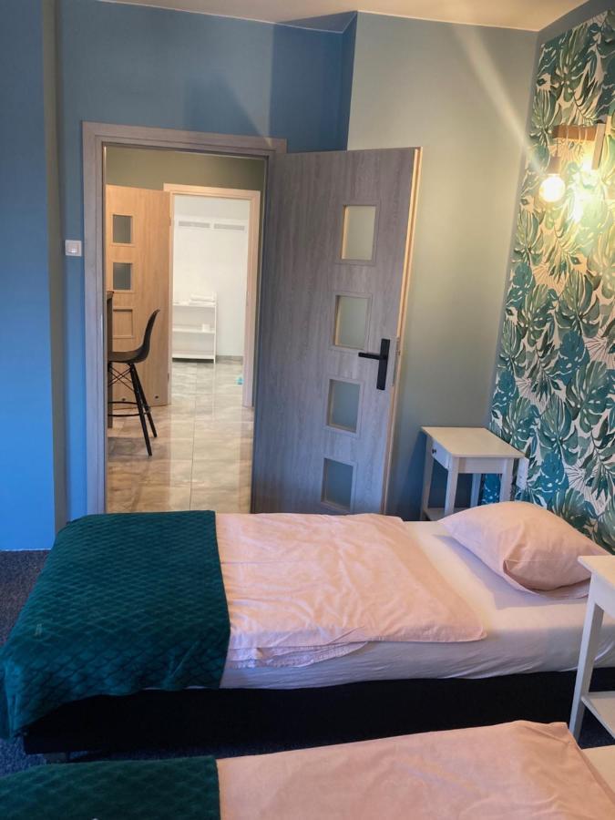 Apartamenty Przy Fontannie Зелёна-Гура Экстерьер фото